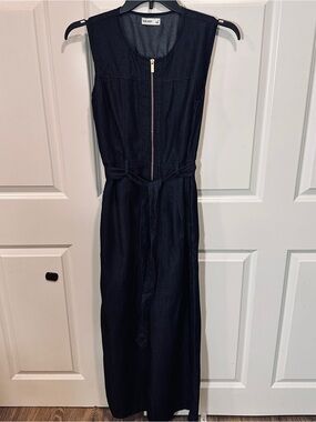 Nine West Sleeveless Dark Indigo Zip-Front Jumpsuit with Tie Waist